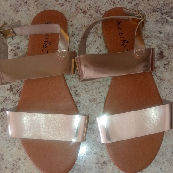Metalic gold sandles - Picture 6 of 6